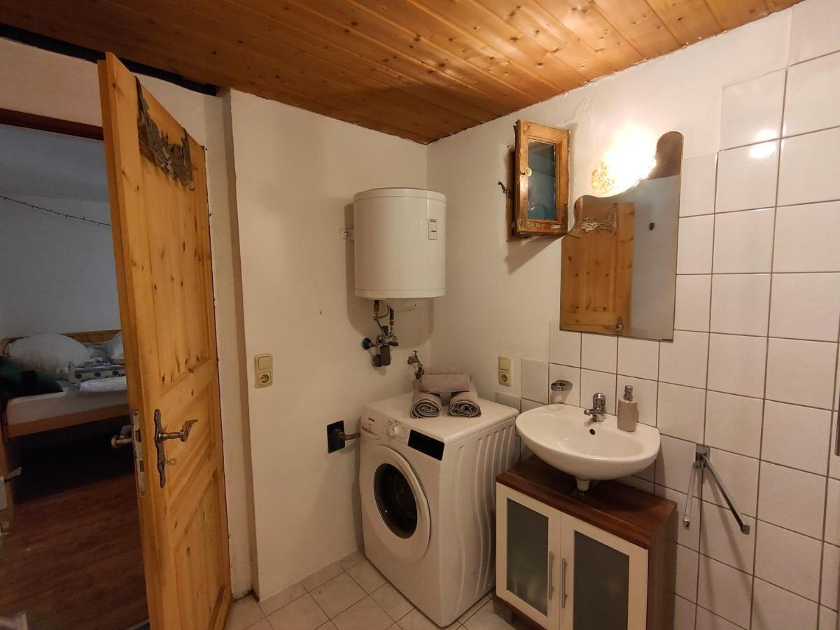 Gemuetliche Ferienwohnung Mit Kamin Und Garten Garmisch-Partenkirchen Dış mekan fotoğraf