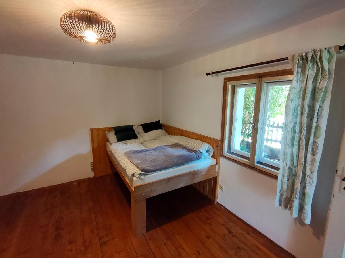 Gemuetliche Ferienwohnung Mit Kamin Und Garten Garmisch-Partenkirchen Dış mekan fotoğraf